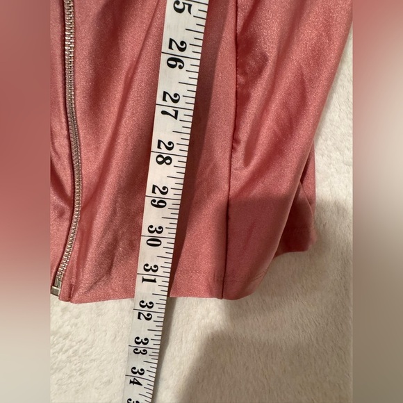 New Brand Iris Los Angeles Dress Large Pink Mauve Shiny - Picture 4 of 4